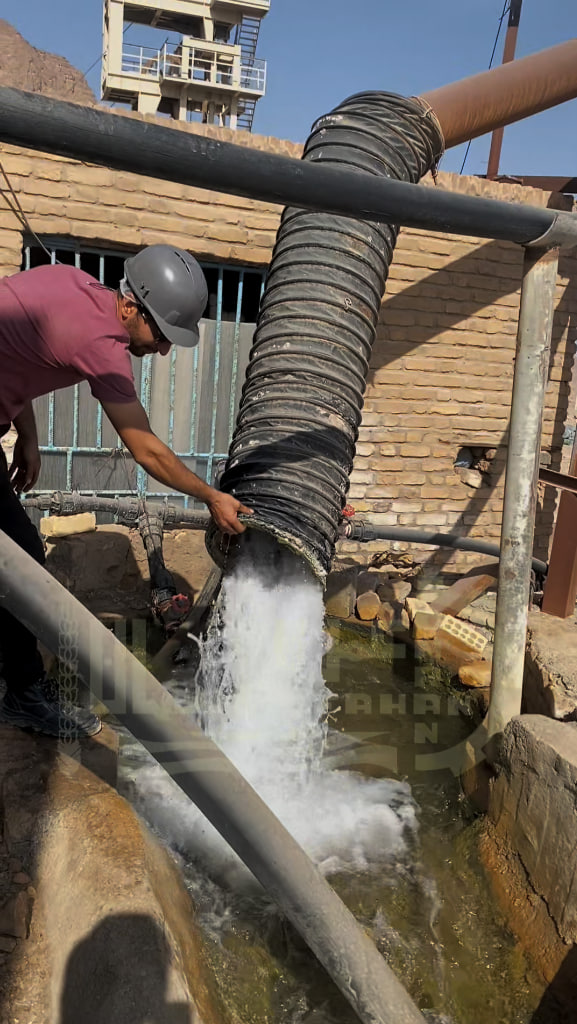 پروژه پمپاژ آب از معدن نخلک در عمق ۲۹۰ متری با موفقیت طراحی، ساخت، نصب و تجهیز شد